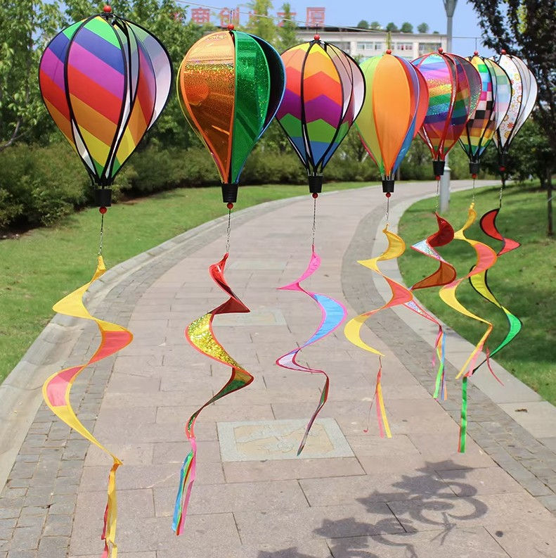 Bdt Rainbow- Ballon- Windspiel mit Spiralschweif ''Design6'', ⌀ 28cm, 110cm Länge